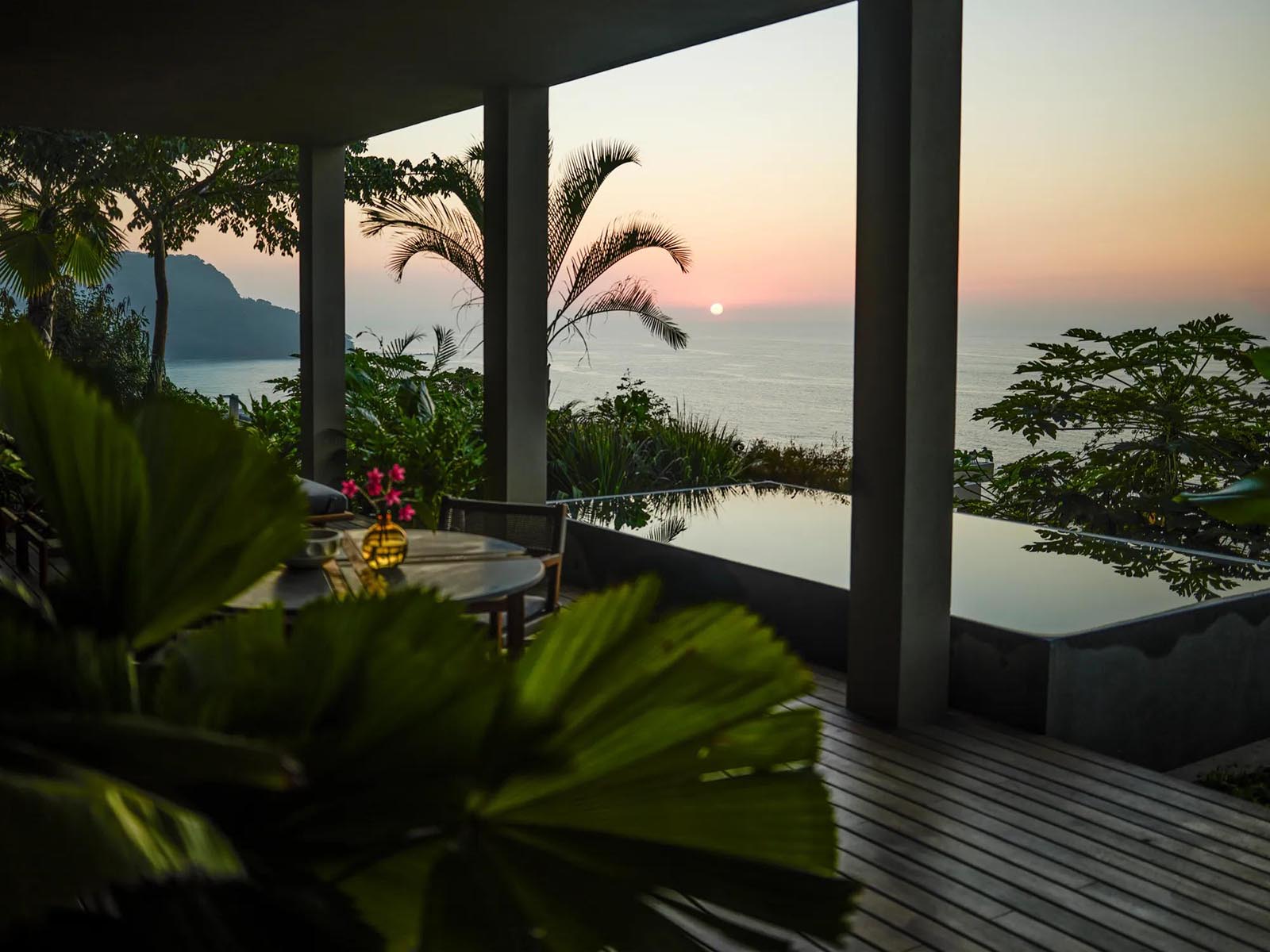 Suite con alberca privada y vista al mar en Rosewood Mandarina